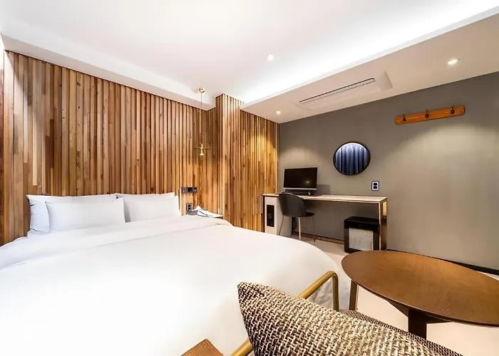 Jongro Laboum Motel 2*